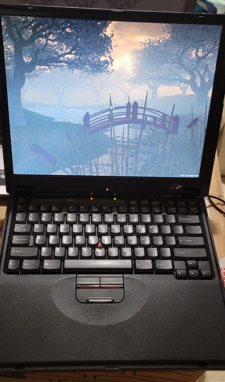 Vintage IBM THINKPAD iSerie Laptop Computer TYPE 2627 Works Exct