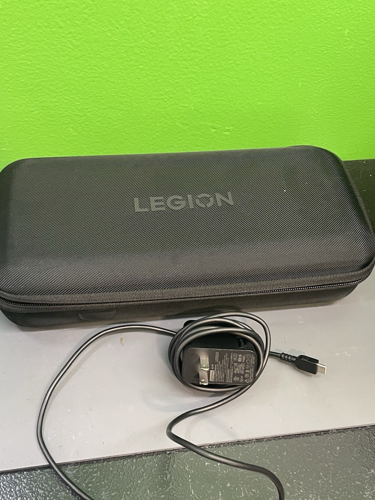 Lenovo Legion Go Handheld 8.8″ AMD Ryzen Z1 Extreme 16GB 1TB 8APU1 With Case