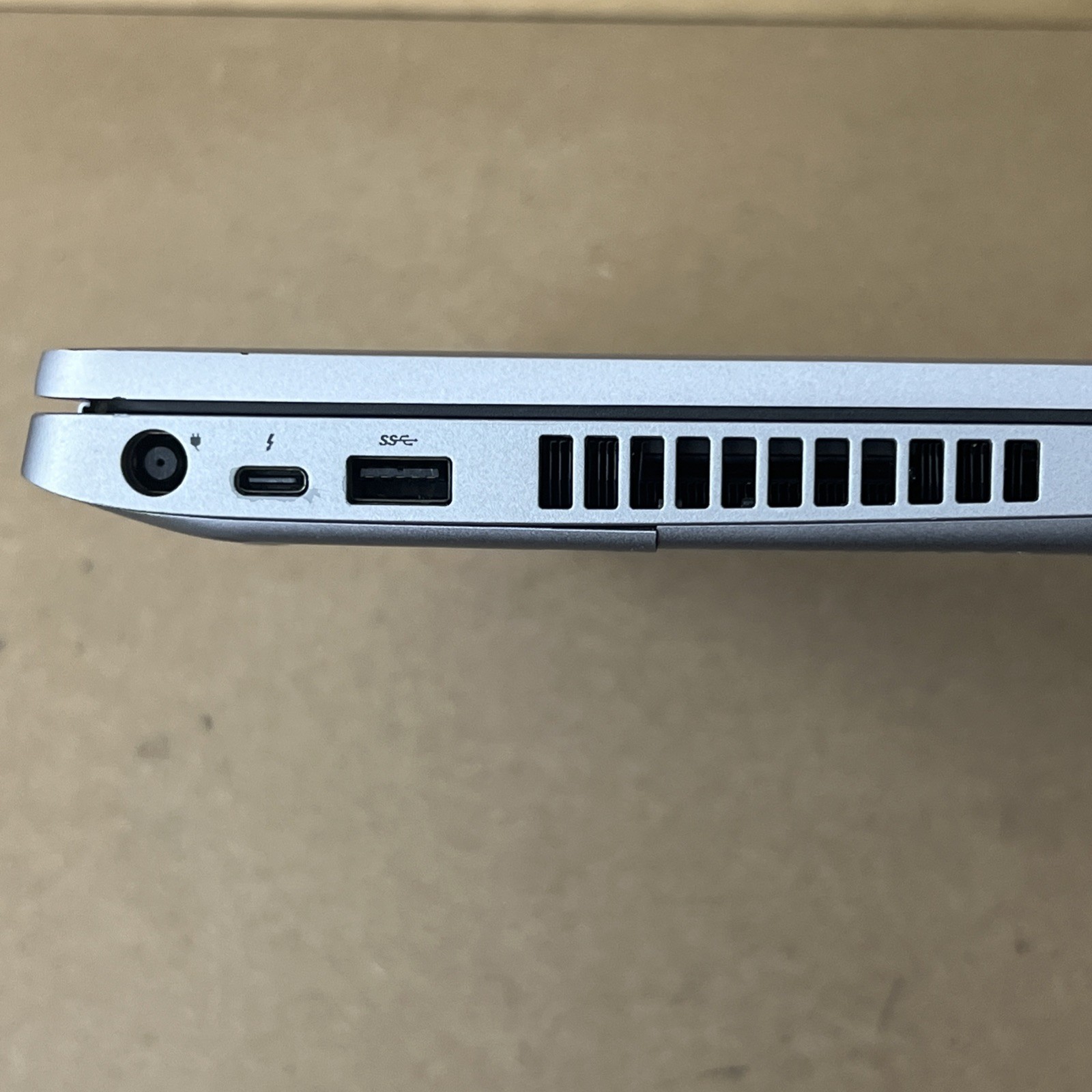 Dell Latitude 5511 i7-10850H 16GB Ram GeForce MX150 – Fair *No SSD/OS, Low Batt*