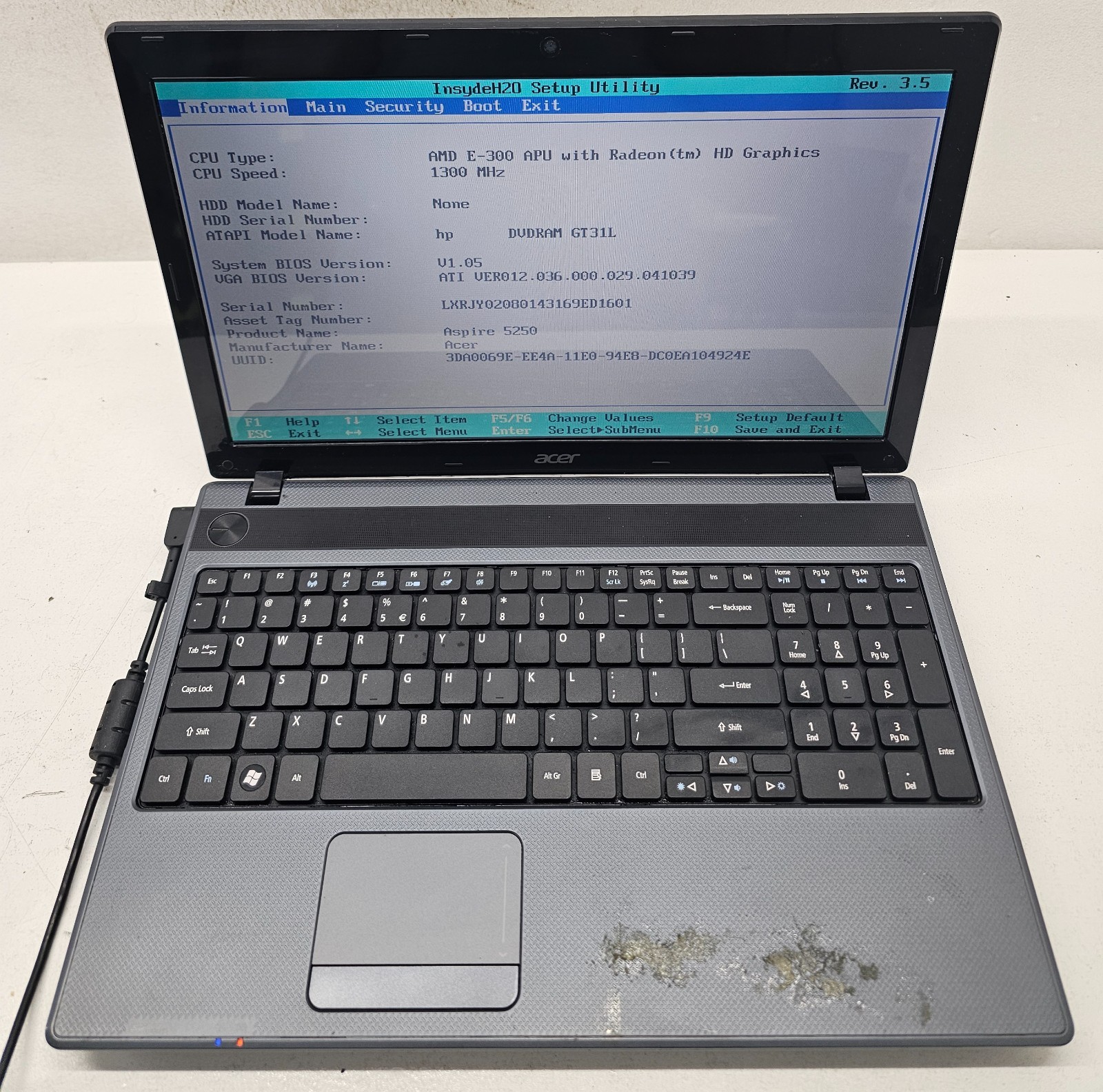 Acer Aspire 5250-0468 Laptop AMD E-300 2GB RAM NO HD/OS (FL)