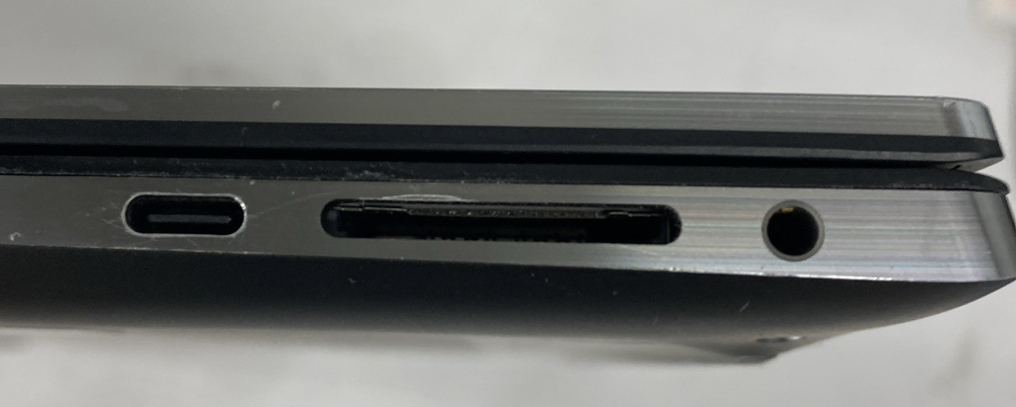 Dell Precision 5550 15.6 UHD+TOUCH i7-10750H 2.60GHz 32GB 512GB SSD Quadro T1000