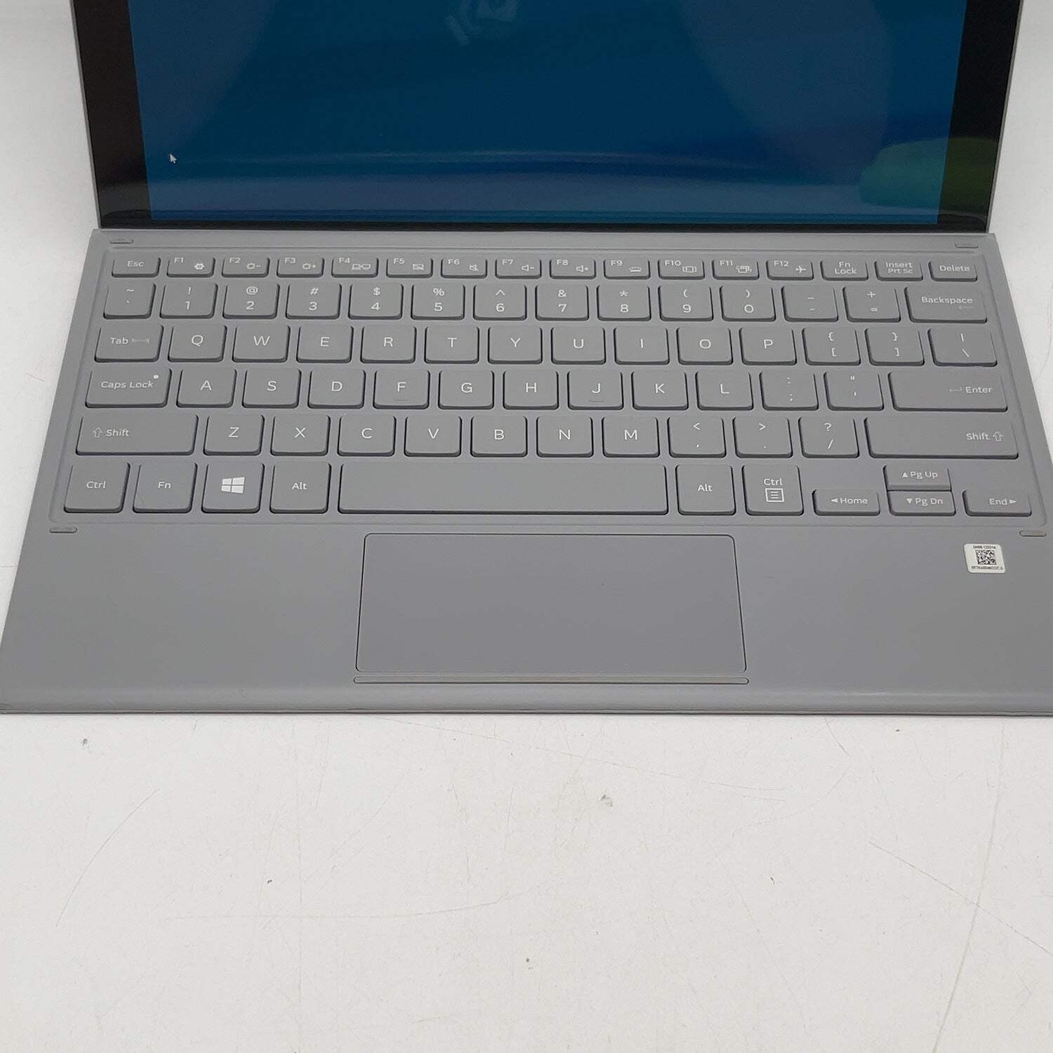 Samsung Galaxy Book2 EM5J6CV 12″ Snapdragon 850 2.96 GHz 4GB RAM 128GB SSD