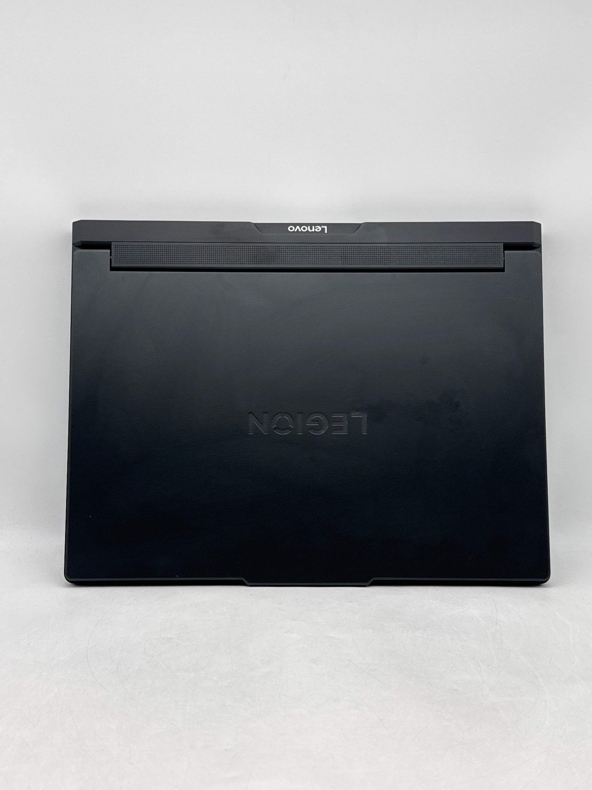 Lenovo Legion Pro 7 16IAX10H 16″ Ultra 9 275HX 64GB RAM 2TB SSD RTX 5080 16GB