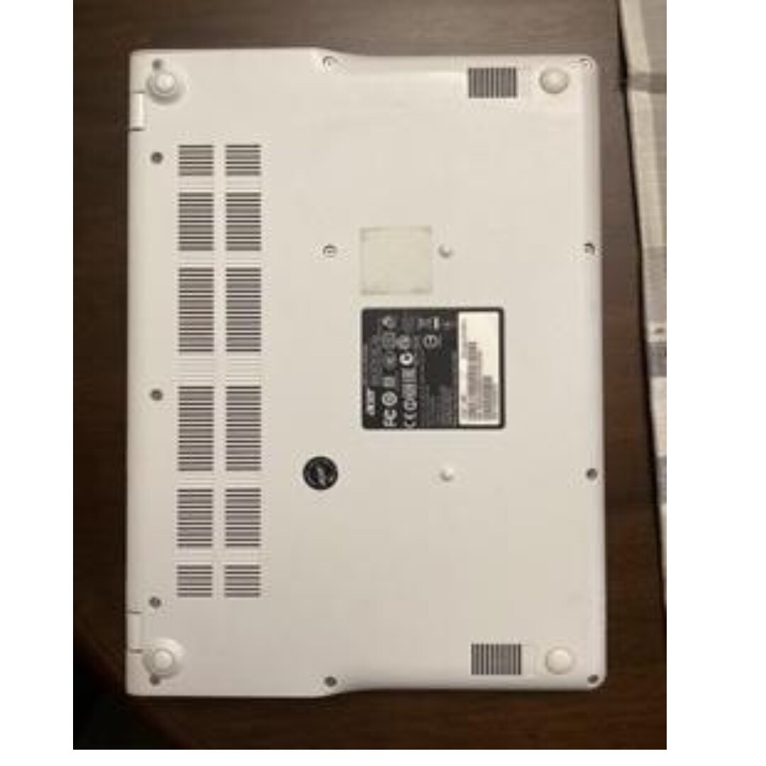 Acer Chromebook C720 Series, White, Black Keyboard, Google Operating System