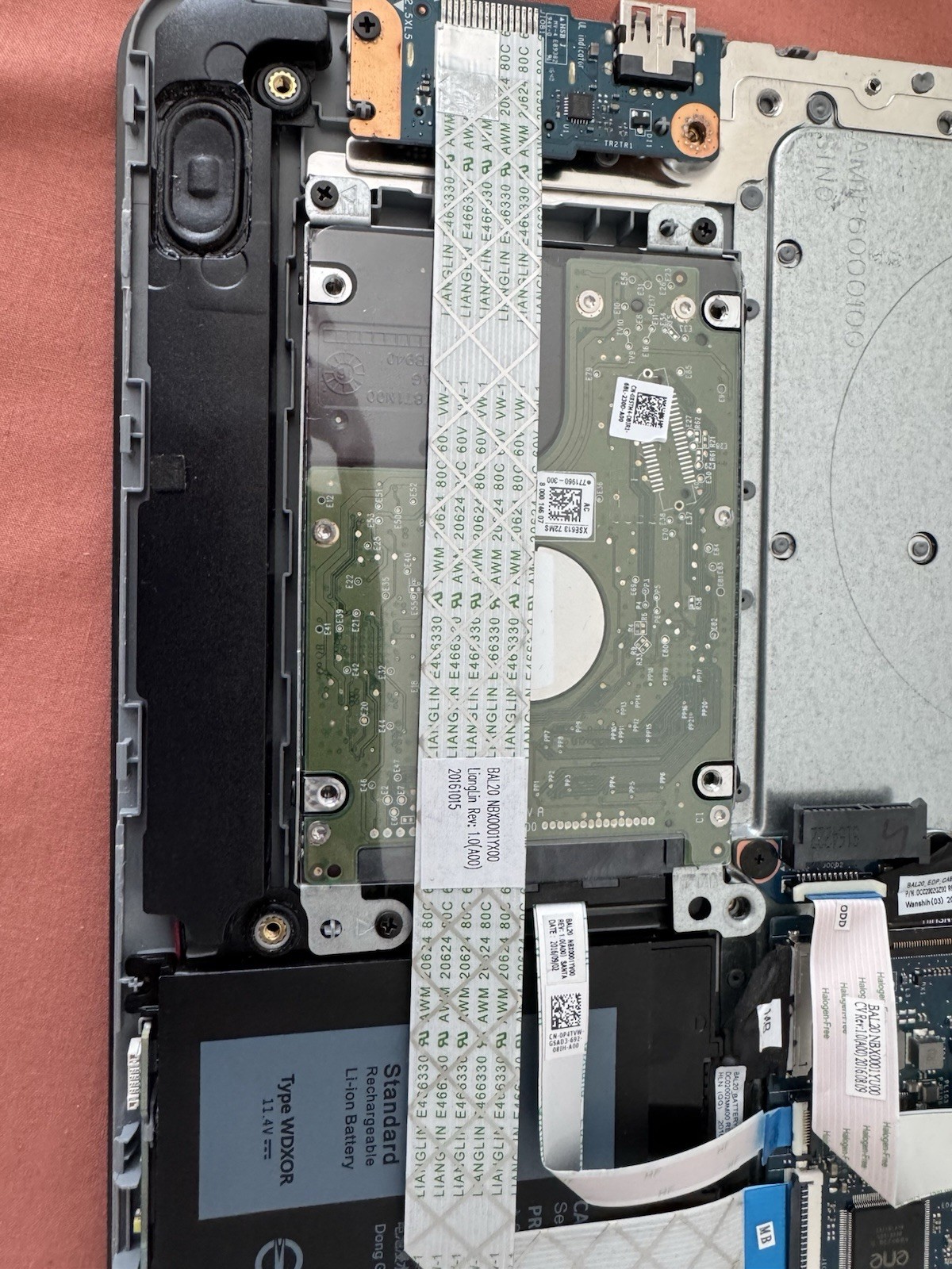 Dell Inspiron 15 5567 Laptop AMD 12GB RAM, 1TB HDD, Win 11 Reconditioned