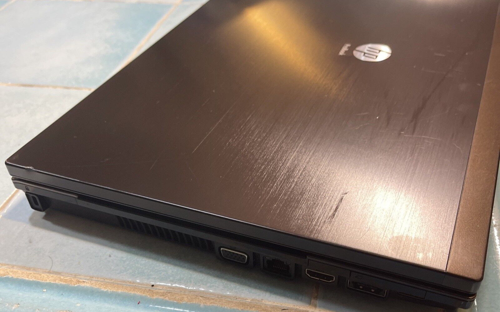 HP ProBook 4720s XT949UT IntelCore i7-620M 2.66GHz, 4GB DDR3 No HD SHIPS FREE