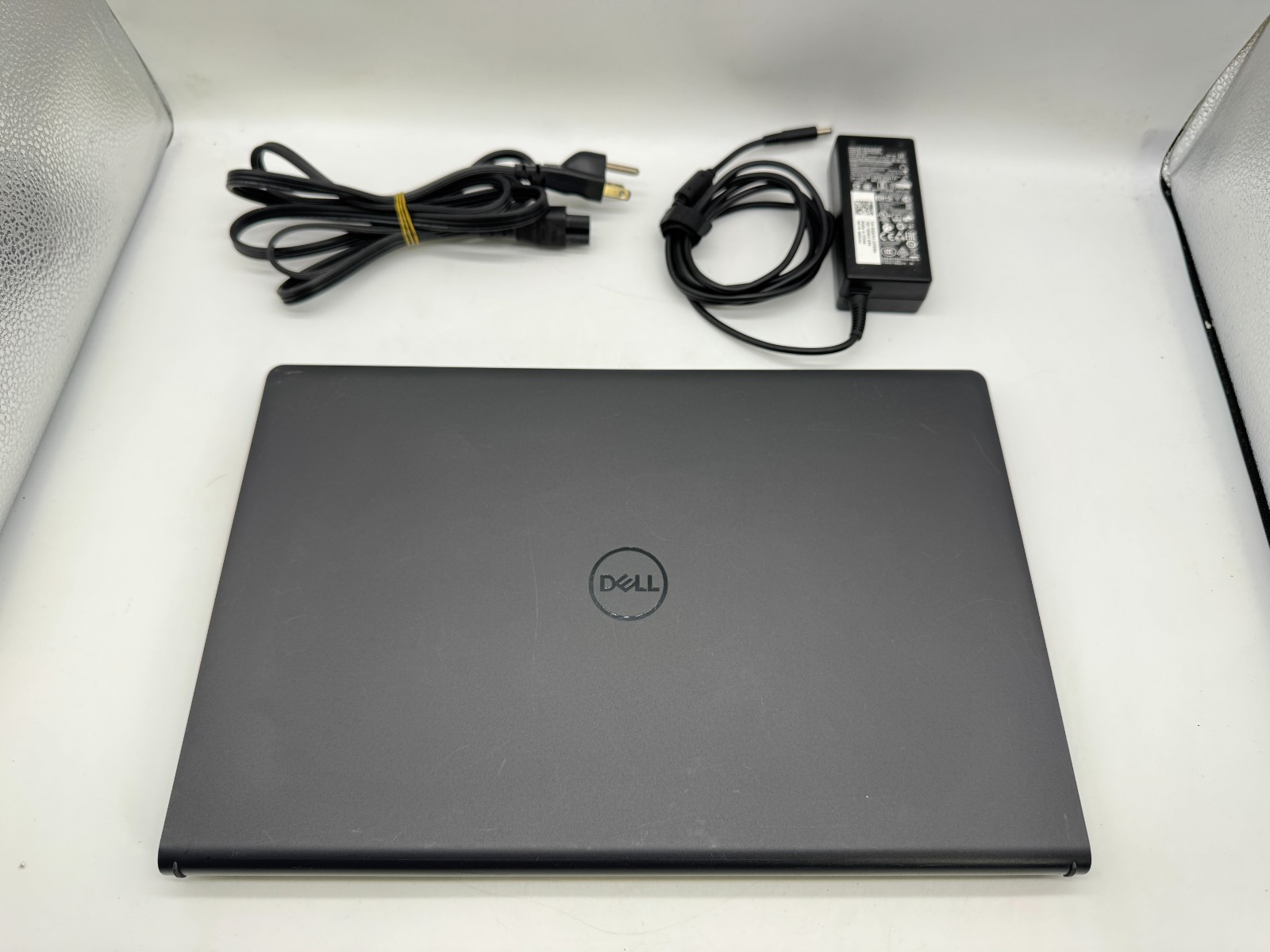 2025 Dell Inspiron 15 3530 15.6″ FHD Touch intel Core i5-1334U 8GB RAM 512GB SSD