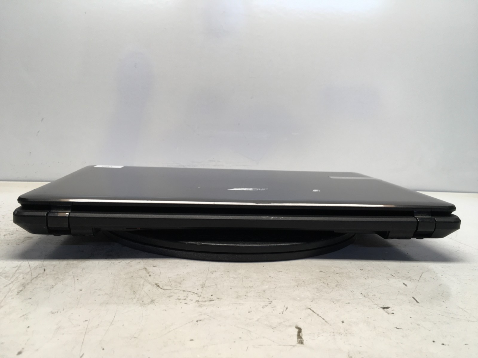 Gateway EG70 AMD E1-1200 1.4GHz No RAM NO HDD – Parts/Repair
