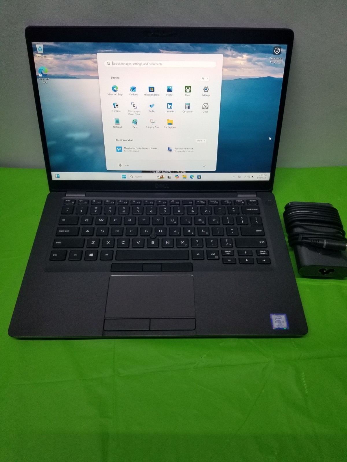 Dell Latitude 5400 14″ FHD i7-8665U 1.9GHz 512GB SSD 16GB RAM WIN 11 Pro