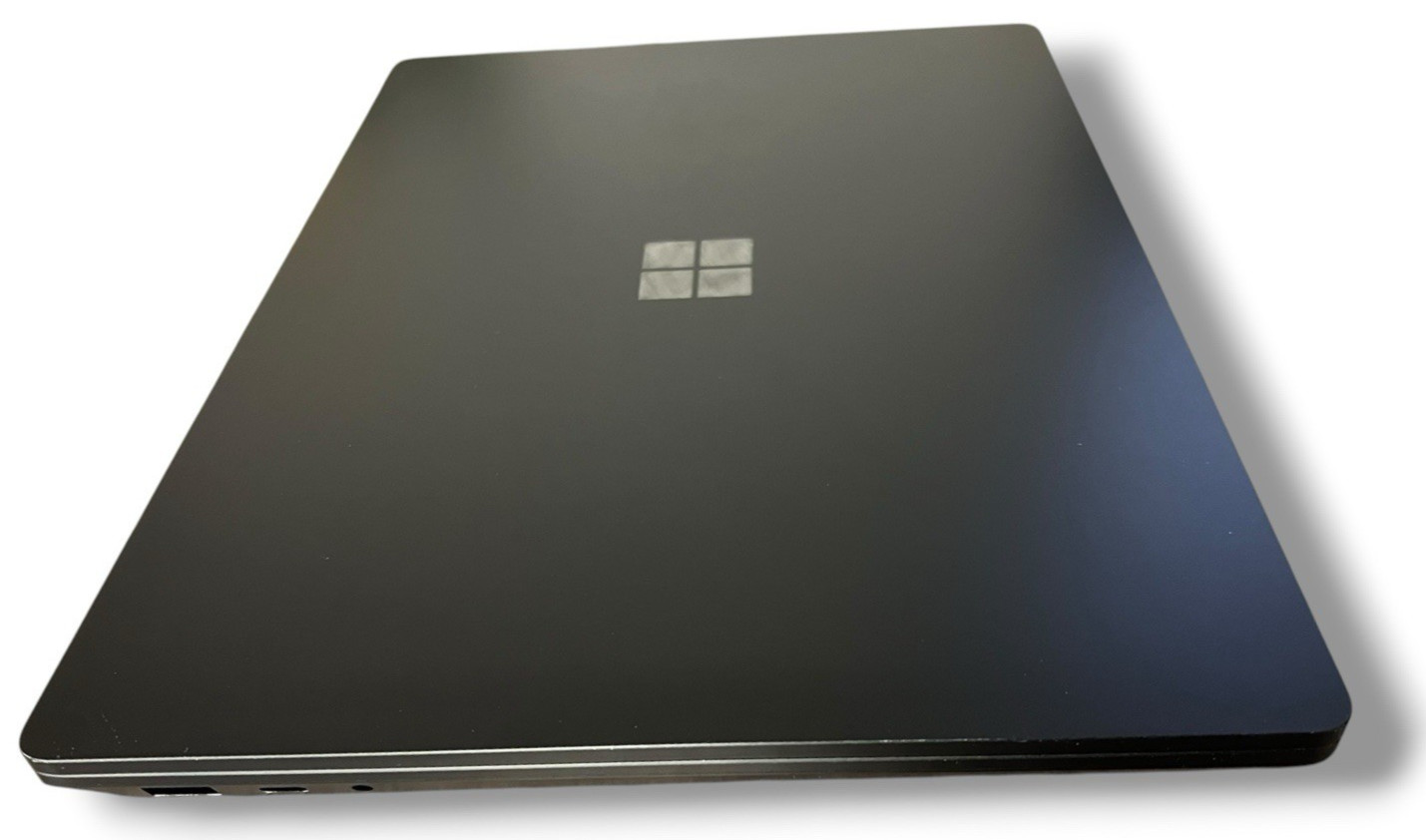 Microsoft Surface Laptop 4 13.5″ i7-1185G7 32GB RAM 1TB SSD Black – TESTED!!