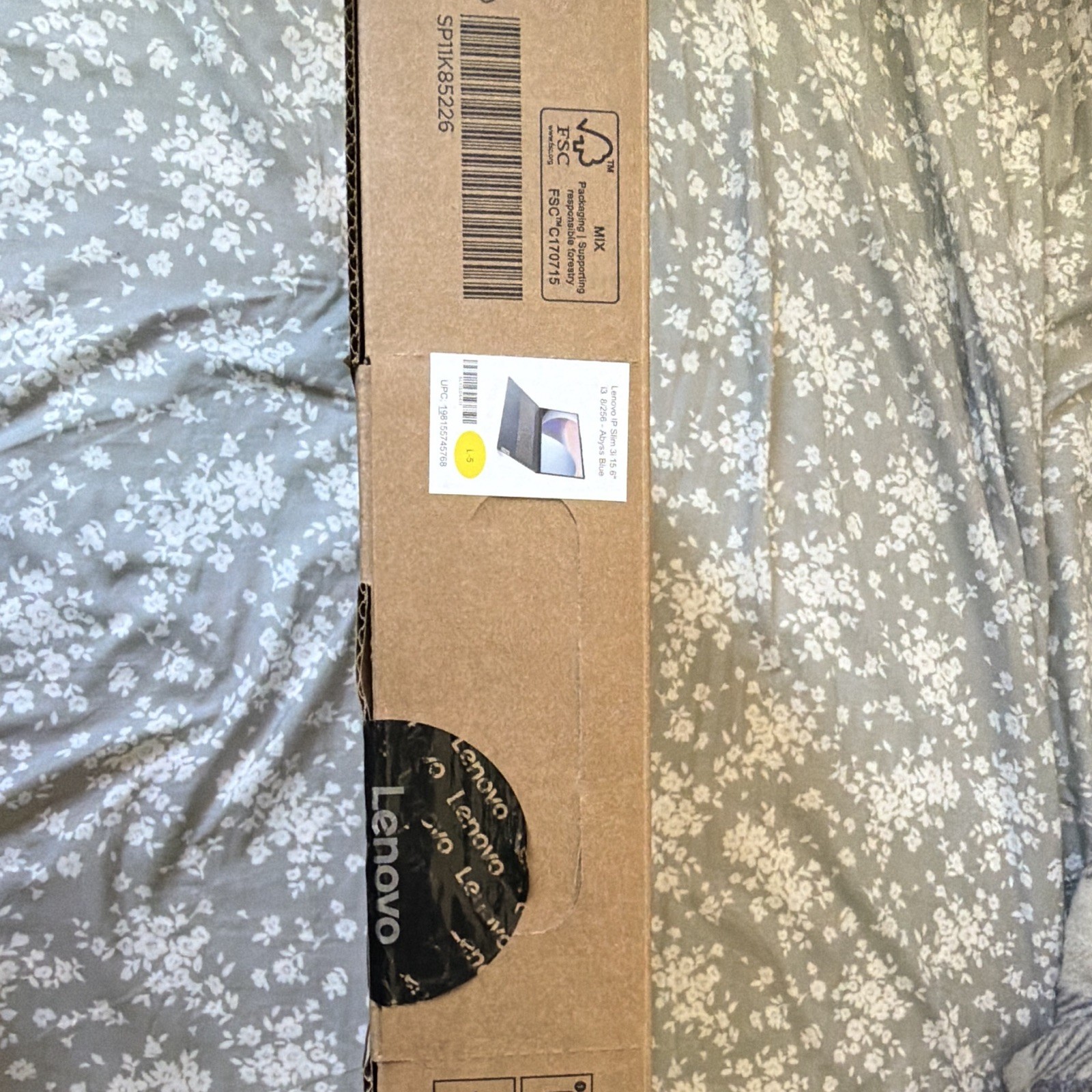 Lenovo IdeaPad Slim 3 15IAN8 15.6″ FHD i3-N305 8GB 256GB SSD Win 11 Blue