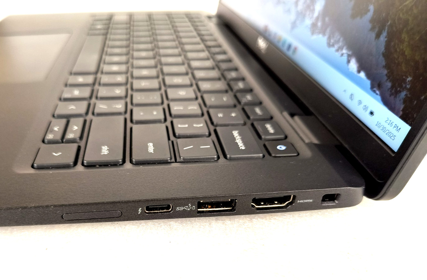 Dell Latitude 7430 14″ FHD 400 nits I7-1265U 4.8 GHz 16GB RAM 512GB SSD Win11Pr
