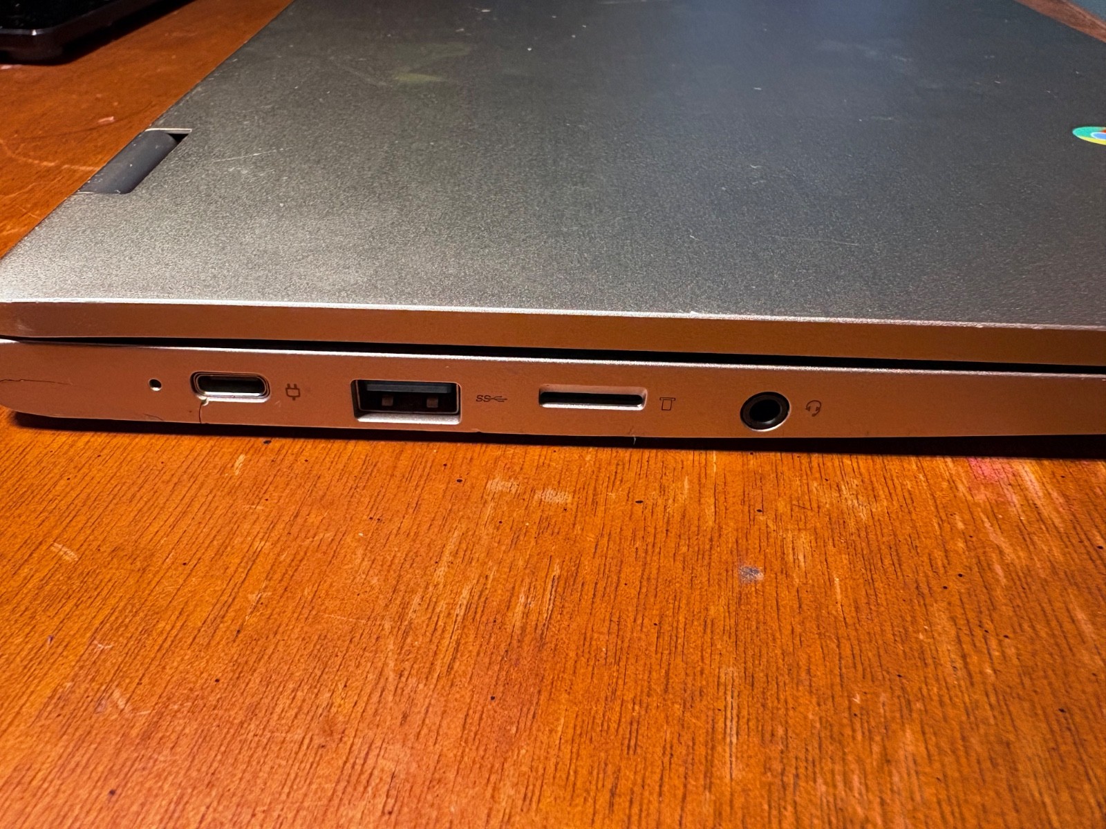 Lenovo Chromebook C340-11 11.6″ (32GB eMMC, Intel Celeron N4000, 1.10GHz, 4GB…