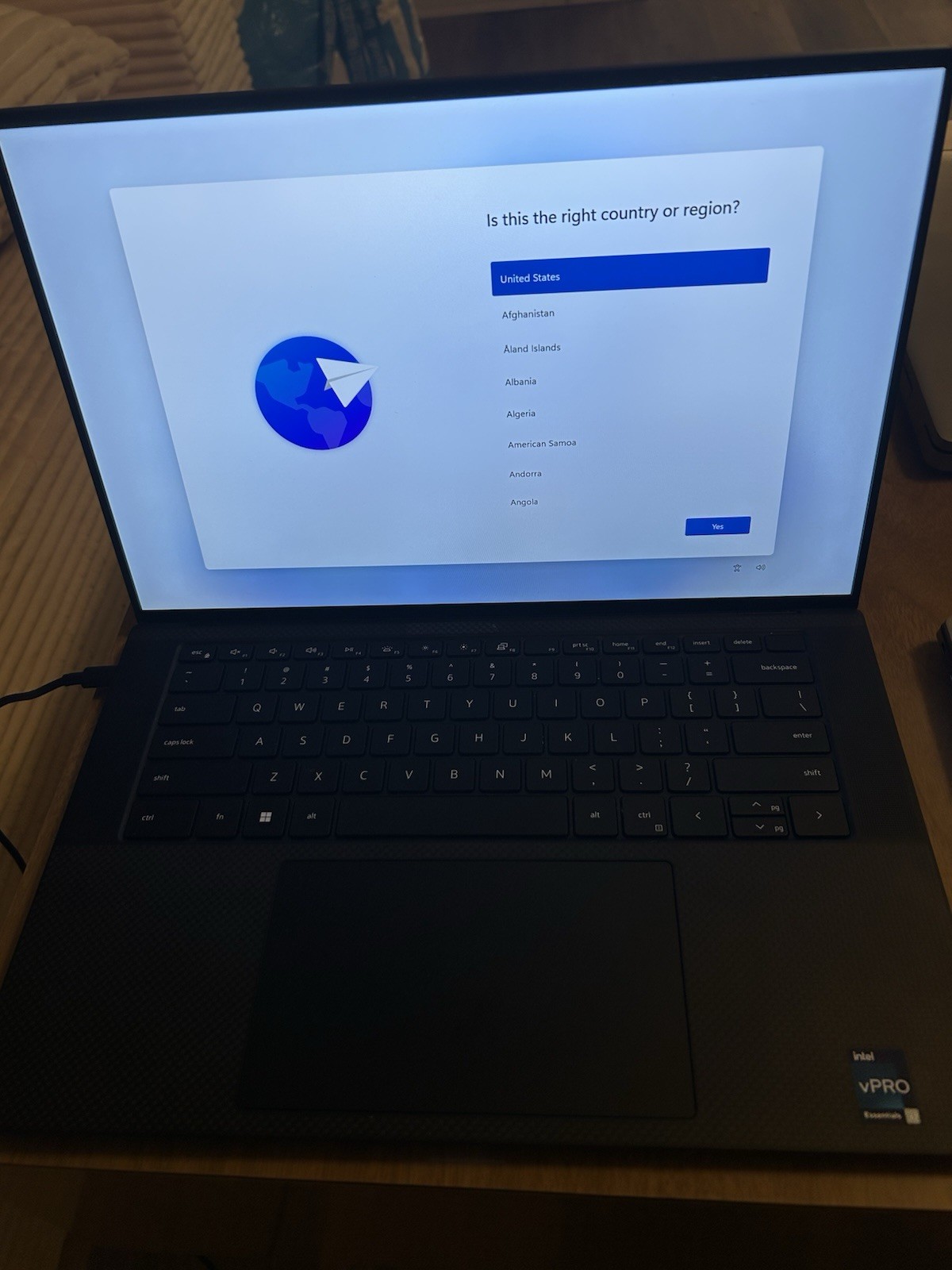 Dell Precision 5570 15.6″ i7-12700H 32GB Integrated Win 11 READ DESCRIPTION