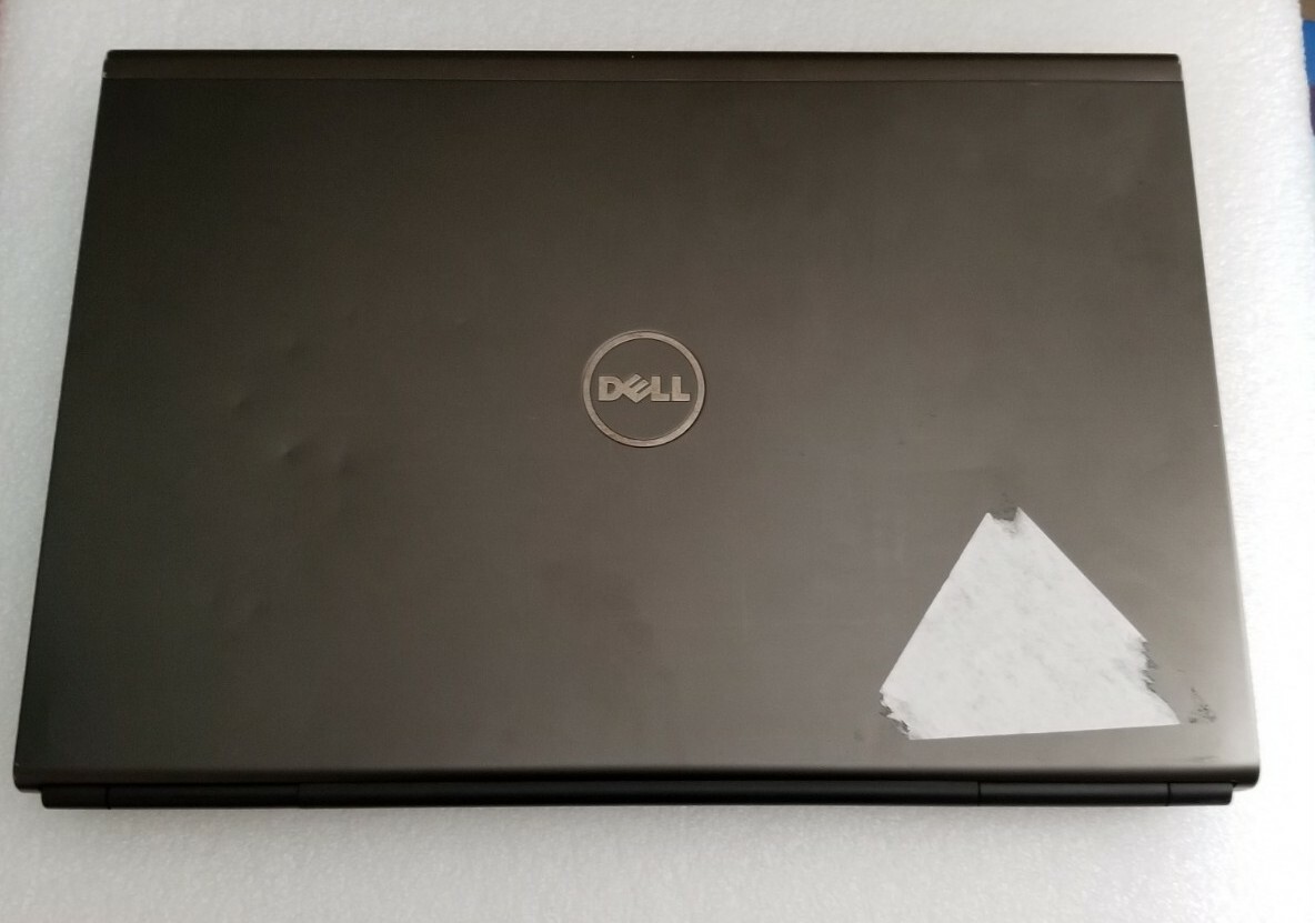 Dell Precision M4600 Laptop i7-2720QM 2.20GHz Redeon 6700M No Ram No HDD Parts