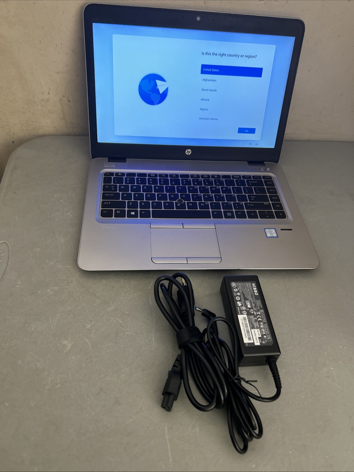 HP EliteBook 840 G4 14″ Core i5 8GB RAM, 256 GB SSD Window 11