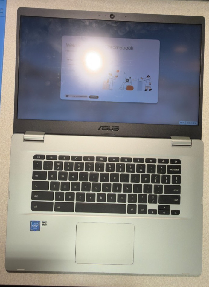 ASUS Chromebook C523N Silver Really Good Condition USB C Charger NOT included