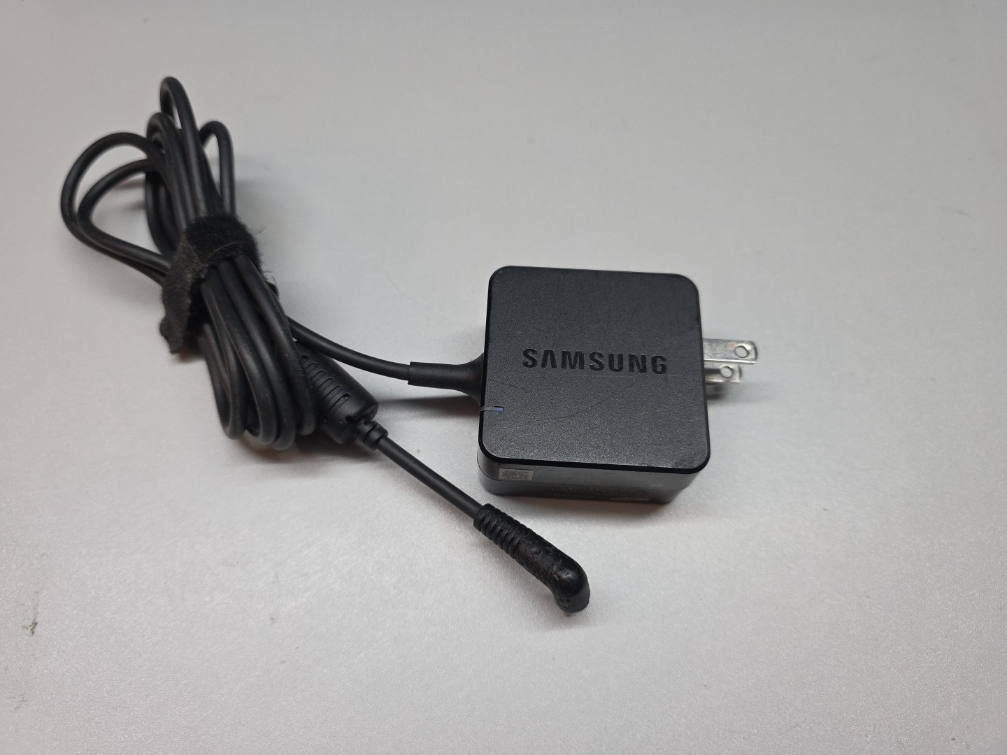 Samsung Chromebook 3 XE500C13 11.6in. (16GB, Intel Celeron N, 2.48GHz, 2GB)…