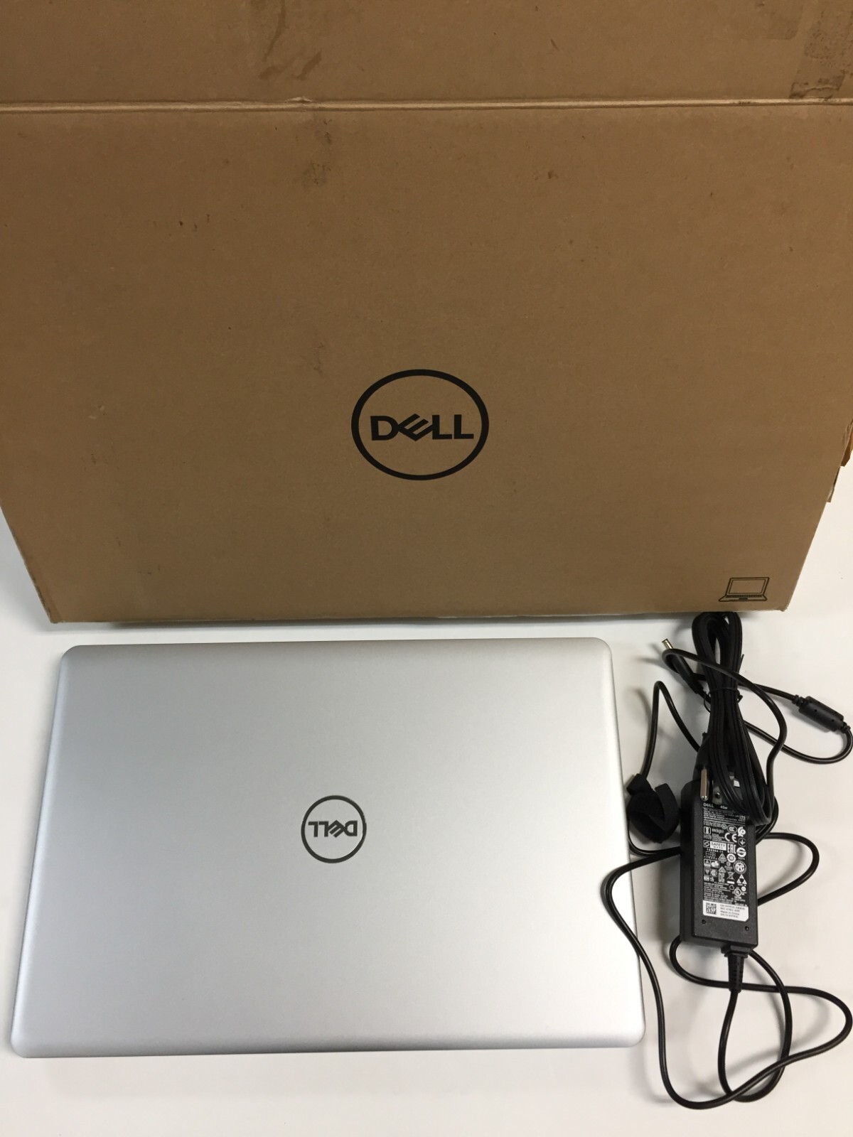 *Bad Battery*Dell inspiron 5584 15.6″ Touch Laptop/i5-8265U/12GB/256GB SSD/W10H