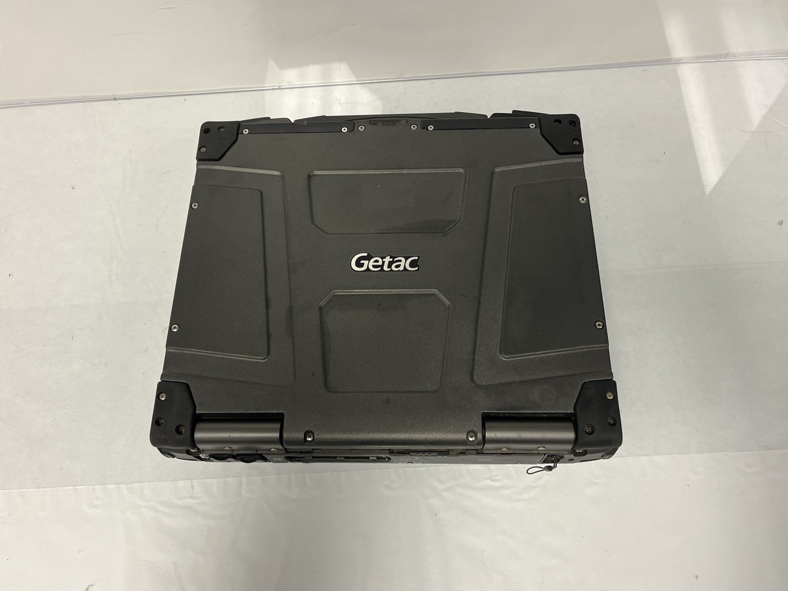 Getac B300 G5 Rugged Touch 13.3″ i5-4300M 2.60GHz 4GB Ram 128GB SSD 13645 Hours