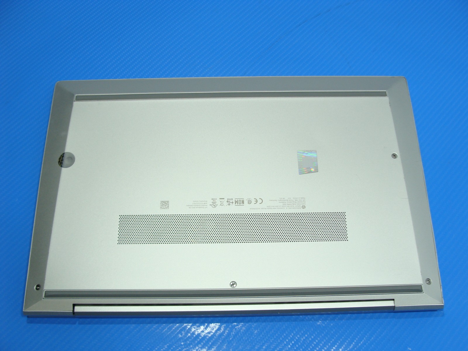 HP EliteBook 840 G8 14″ FHD i7-1185G7 3GHz 16GB RAM 256GB SSD Windows 11 Pro