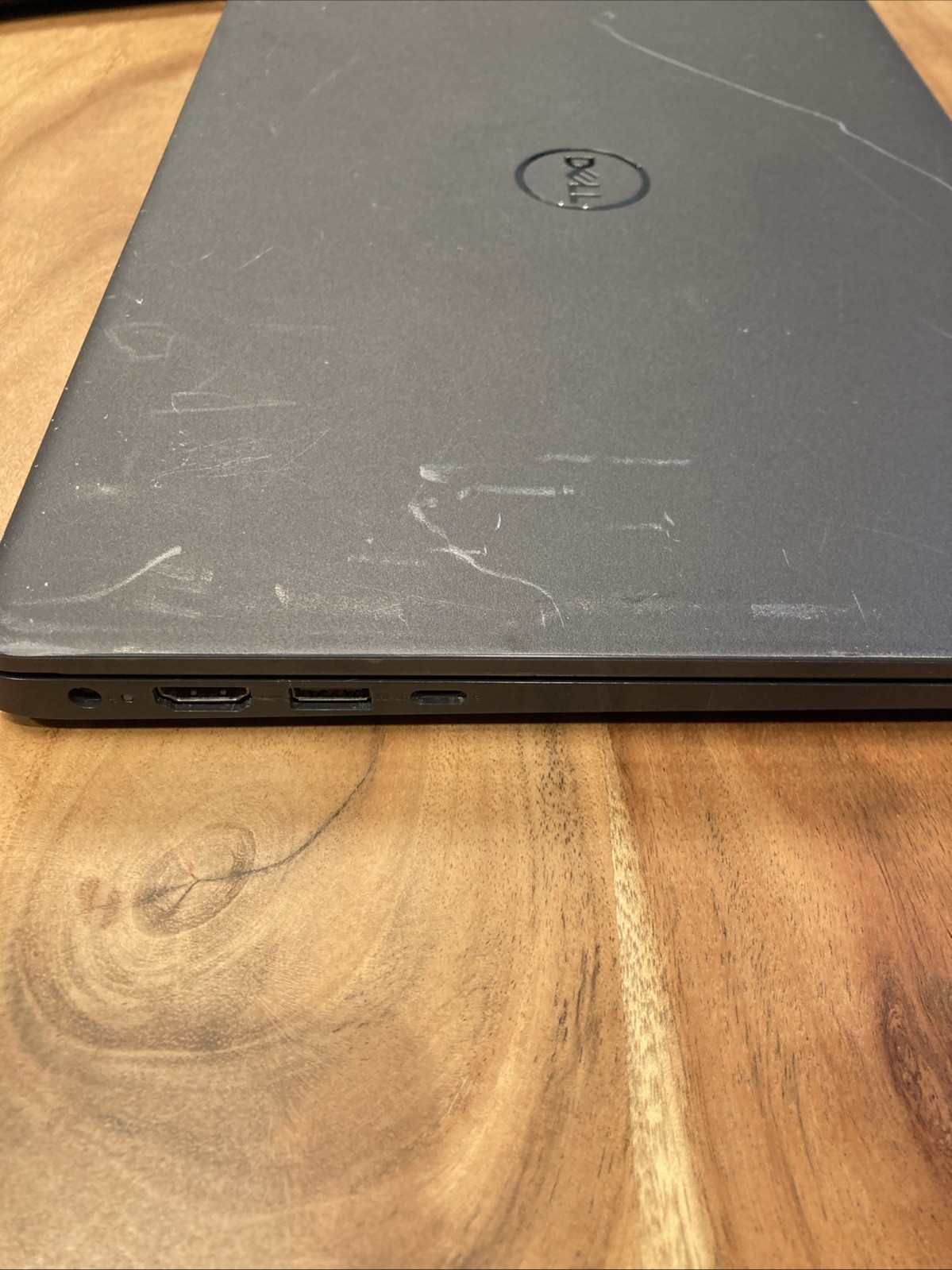 Dell Latitude 3410 Laptop Intel Core i5-10210u 8GB RAM No HDD No OS