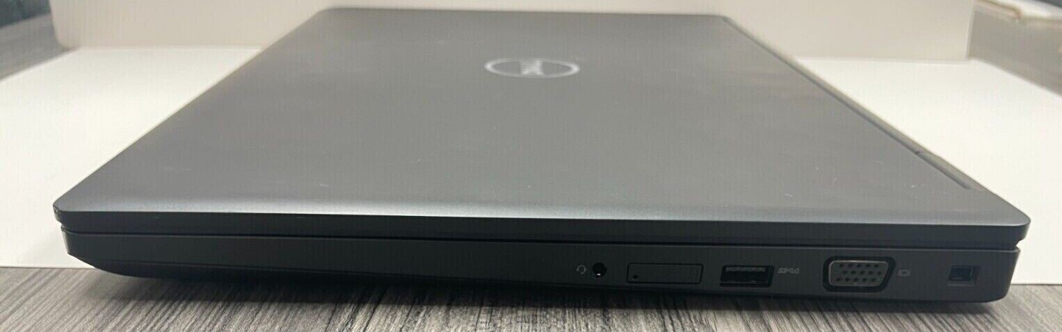 Dell Latitude 5580 15.6″ Intel i5 i5-7300U 8GB 128GB Windows 10 Pro