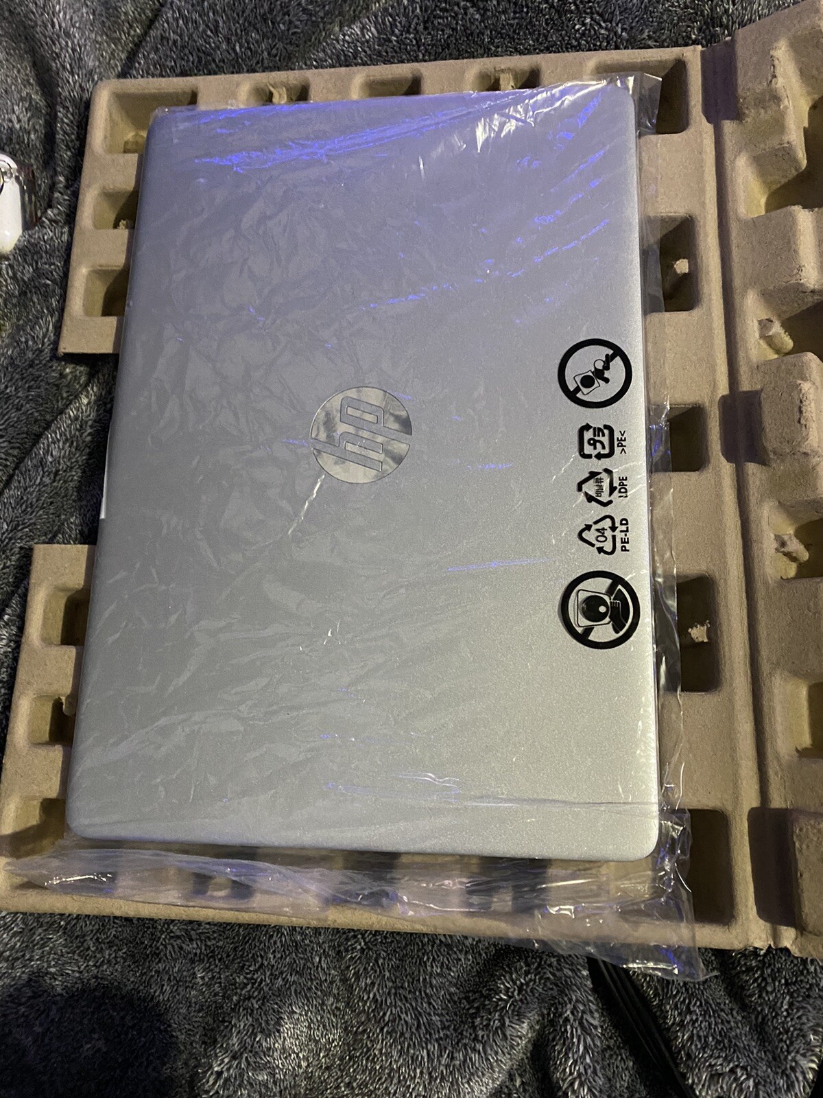 hp laptop 14-fq0057nr