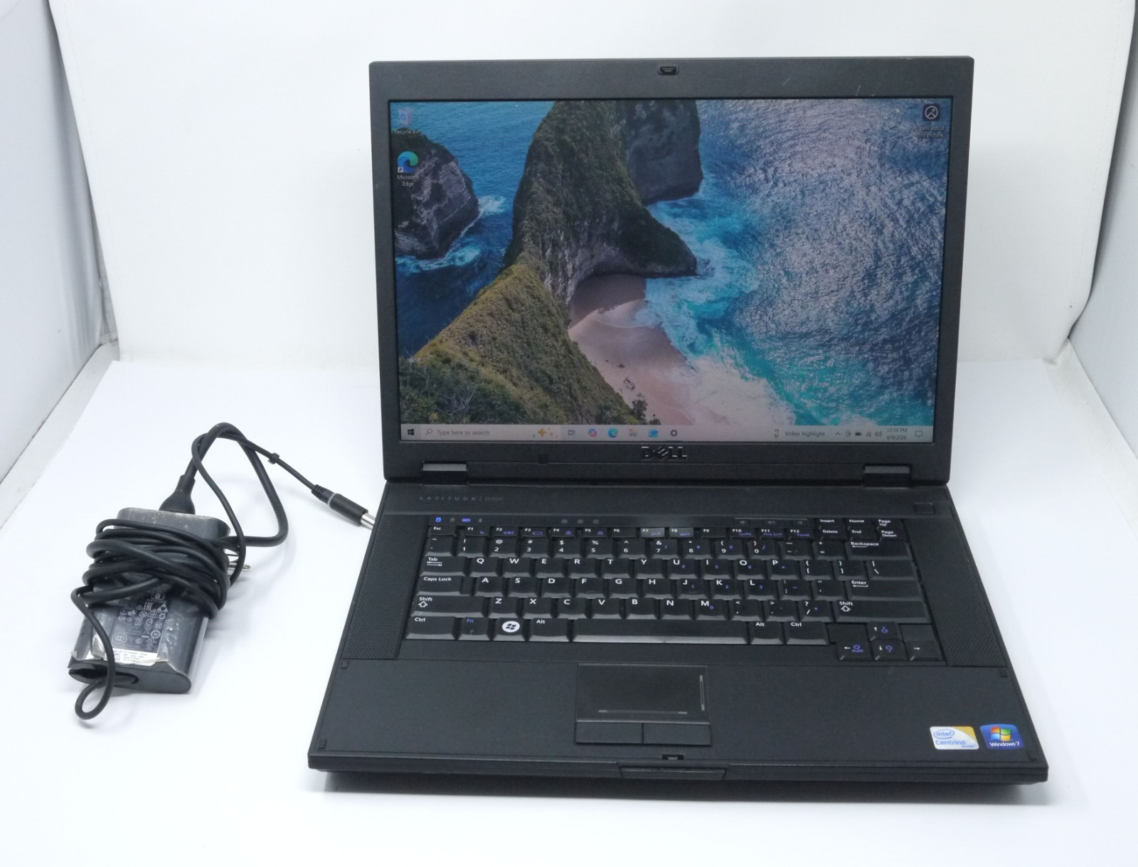 Dell Latitude E5500 15.6″ Laptop – Core 2 Duo / 4GB / 160GB HDD / Win10