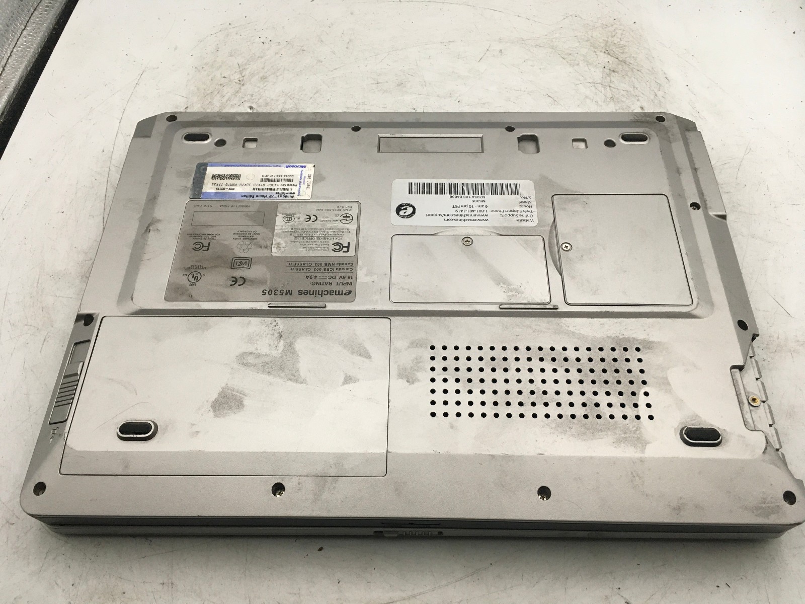 EMACHINES M5305 -FOR PARTS/BROKEN HINGE- AMD Athlon XP-M 2200 – NO RAM -READ-BB
