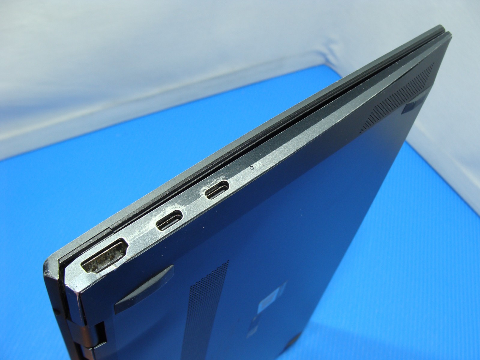Asus ZenBook UX425JA 14″FHD i7-1065G7 1.3GHz 8GB 512GB SSD Win 11Home +PA
