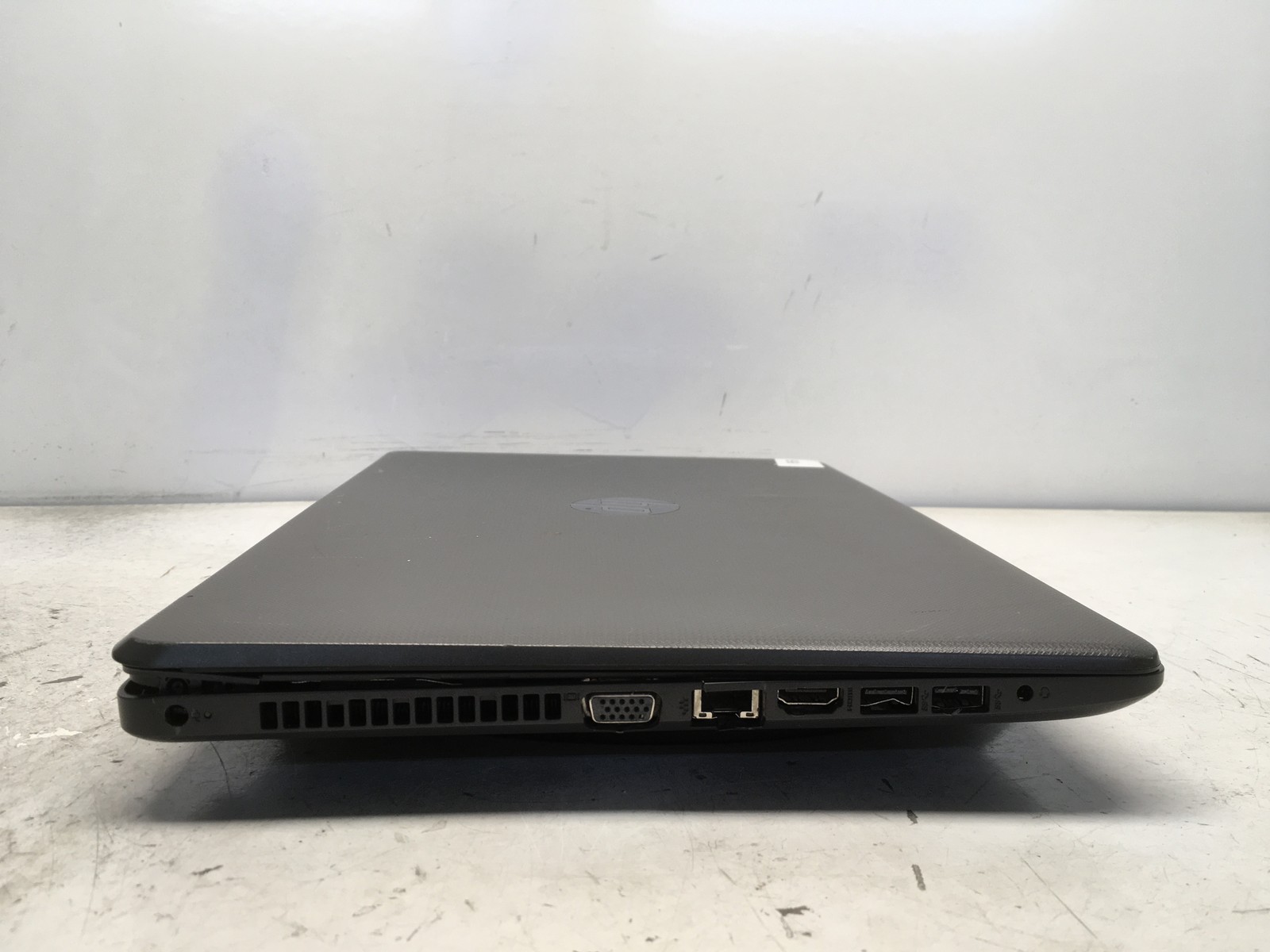 HP 250 G6 Intel i3 6th No RAM NO HDD No Batt