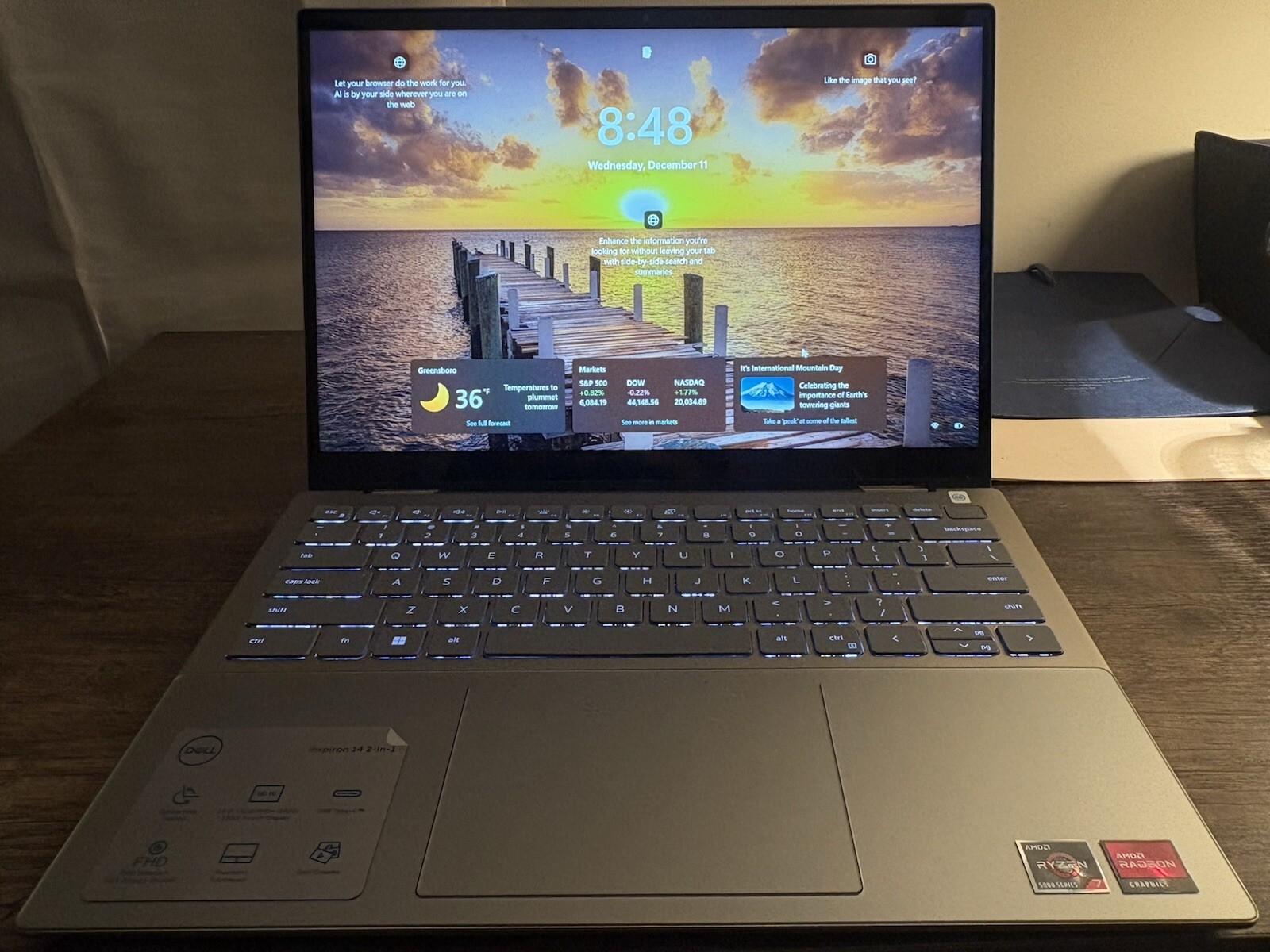 Dell Inspiron 14 7425 2-in-1 Touchscreen Laptop
