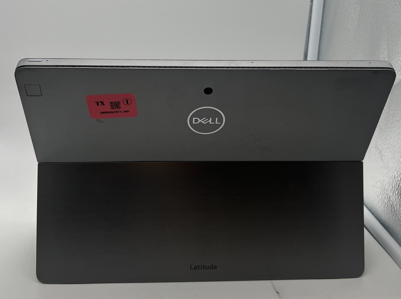 Dell Latitude 7210 Tablet Laptop – 1.8GHz i7-10610U 16GB 512GB GOOD CONDITION