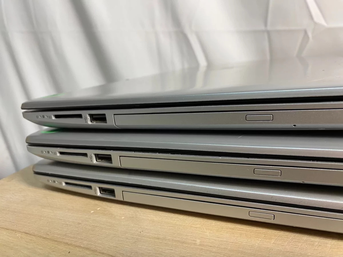 Lot of 3 HP 15-da0xxx Laptops i3-8130U 8GB ALL POST NO OS/SSD For Parts