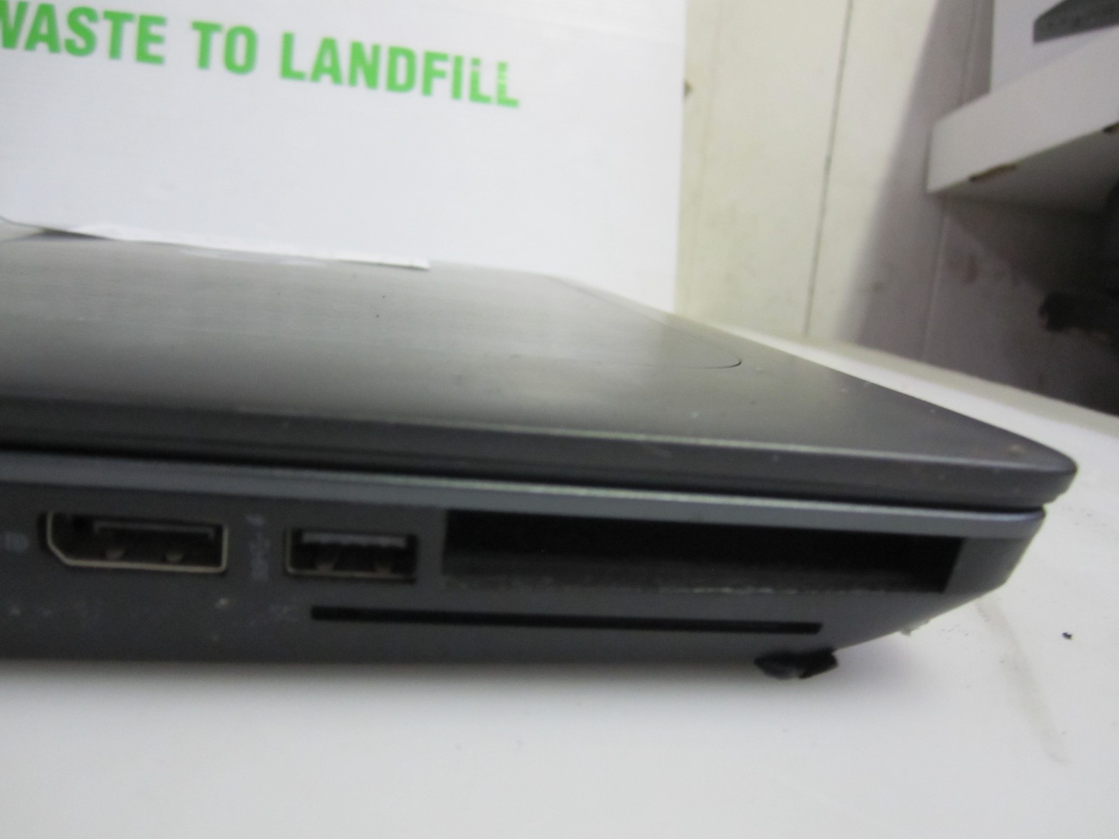 HP ZBook 15 i5-4300M 2.6GHz 16GB 750 GB LAPTOP BAD BTRY NO OS + AC