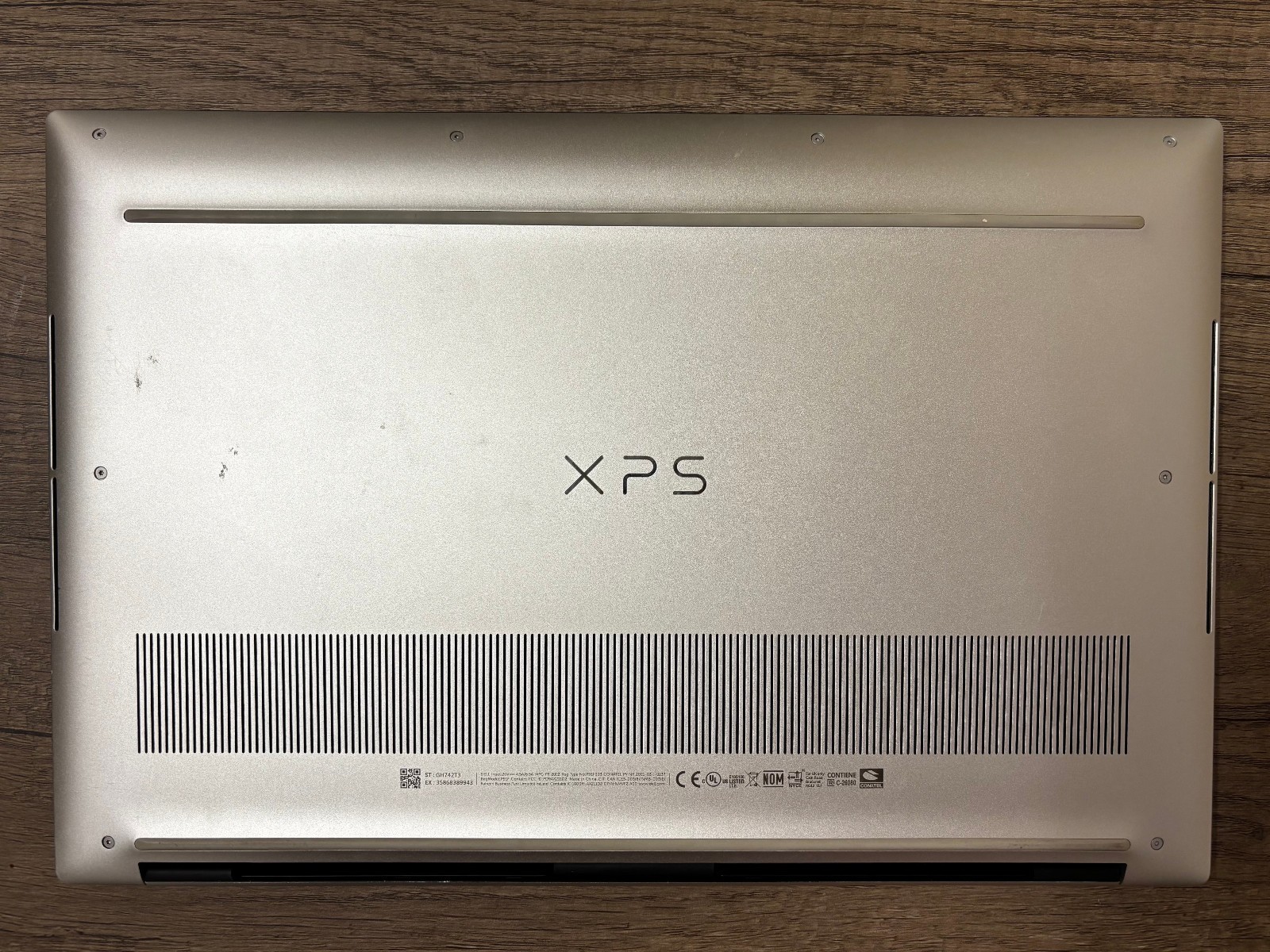 Dell XPS 15 9520 15.6″ i7-12700H 16GB RAM 512GB SSD GeForce RTX 3050