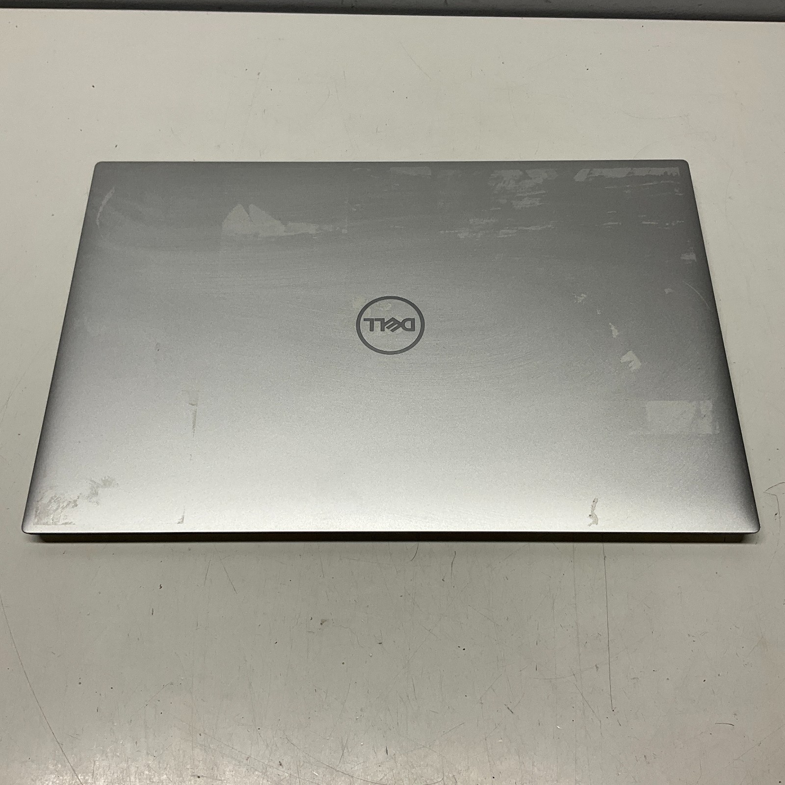 Dell XPS 17 9700 Intel i7-10875H 2.3GHz 256GB SSD 8GB RAM W11P GeForce RTX 2060