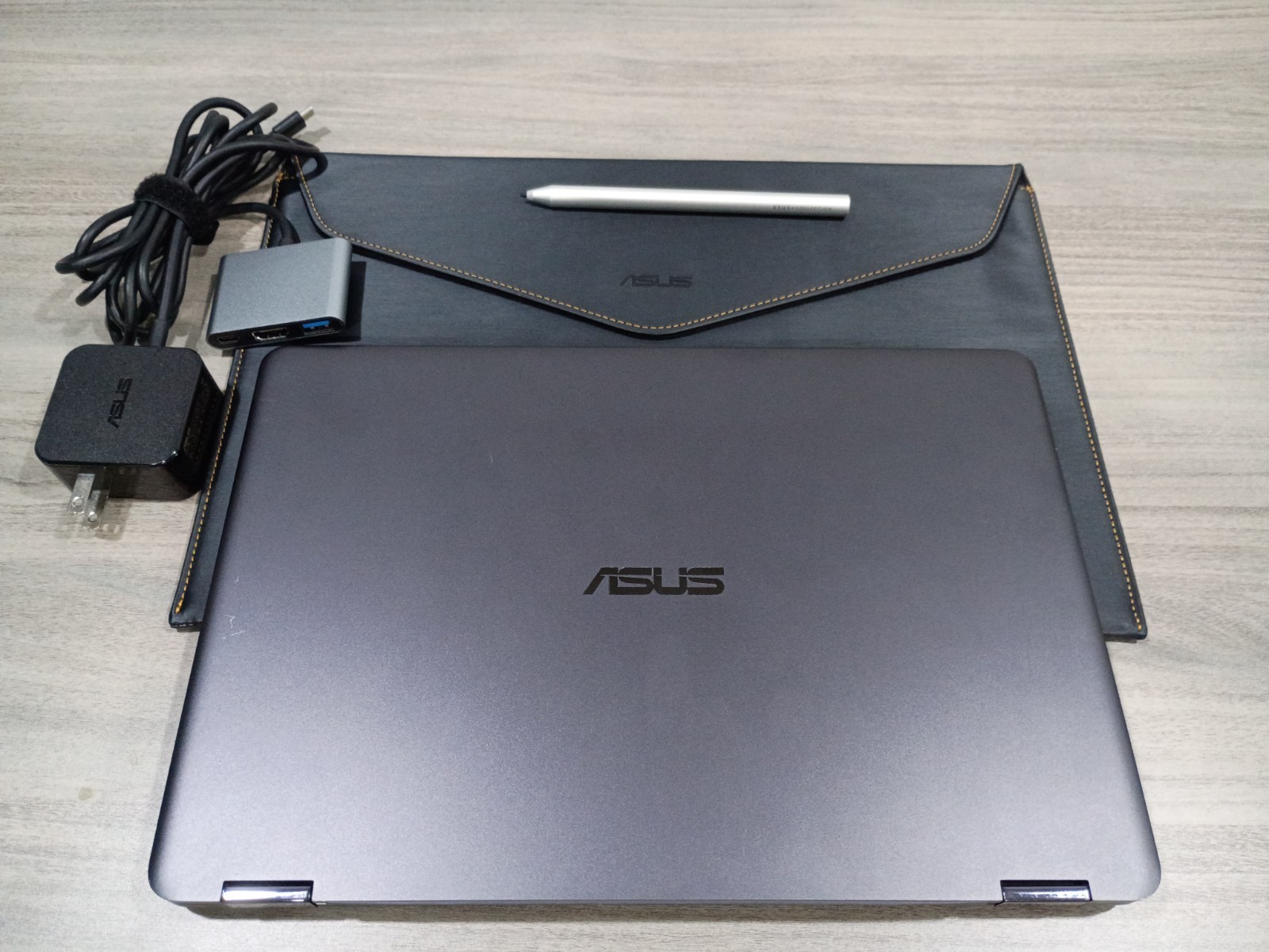 ASUS ZenBook Flip Q325UA i7 256GB SSD 16GB RAM Backlit Keys Full HD Windows 11
