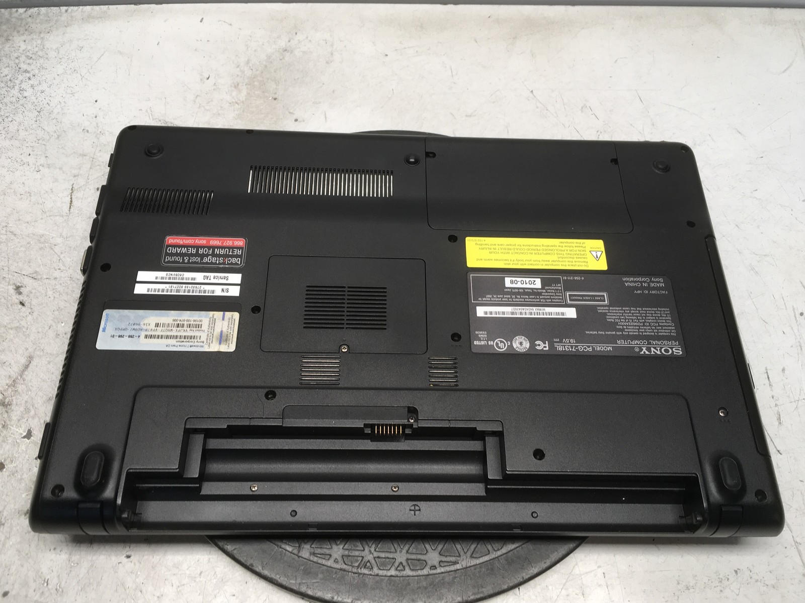 Sony Vaio VPCEB33FM Intel Core i3-370M 2.4GHz 4 GB NO HDD No Batt
