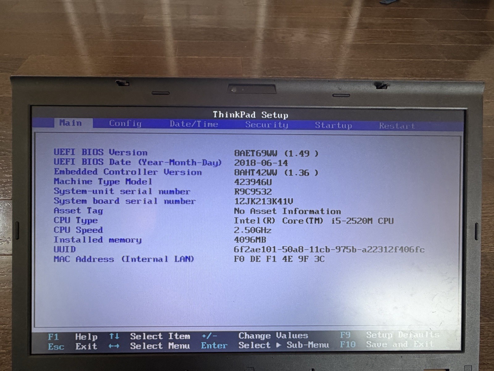 ThinkPad T520 Tested 4GB RAM i5-2520M NO HDD/ODD 9 Cell Battery Classic Keyboard