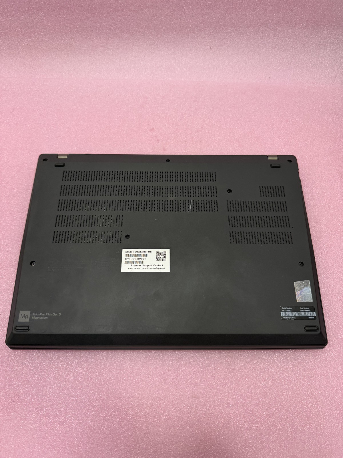 Lenovo ThinkPad P14s Gen 3 14″ i7-1280P 1.8GHz 16GB RAM 512GB SSD