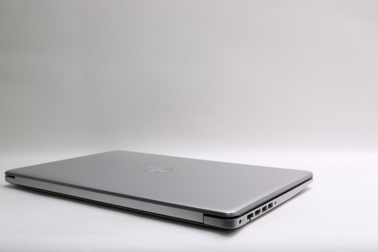 17″ HP Laptop 17-ca0xxx, Ryzen 5 2500U, 8GB, 256GB