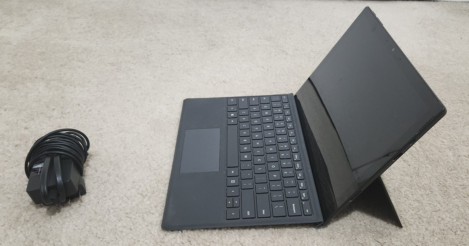 Microsoft Surface Pro 7 12.3 inch (256GB, Intel Core i5 10th Gen., 1.10GHz, 8GB)