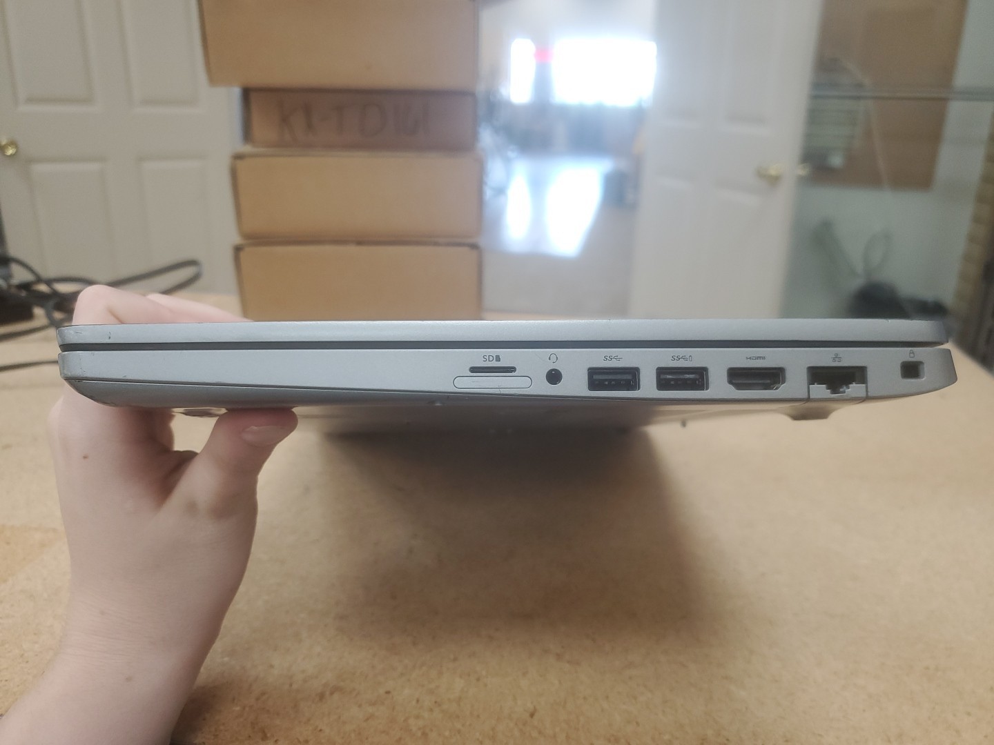 Dell Precision 3550 Laptop – i5-10310U 8GB 256GB SSD 15.6″ 051326-1