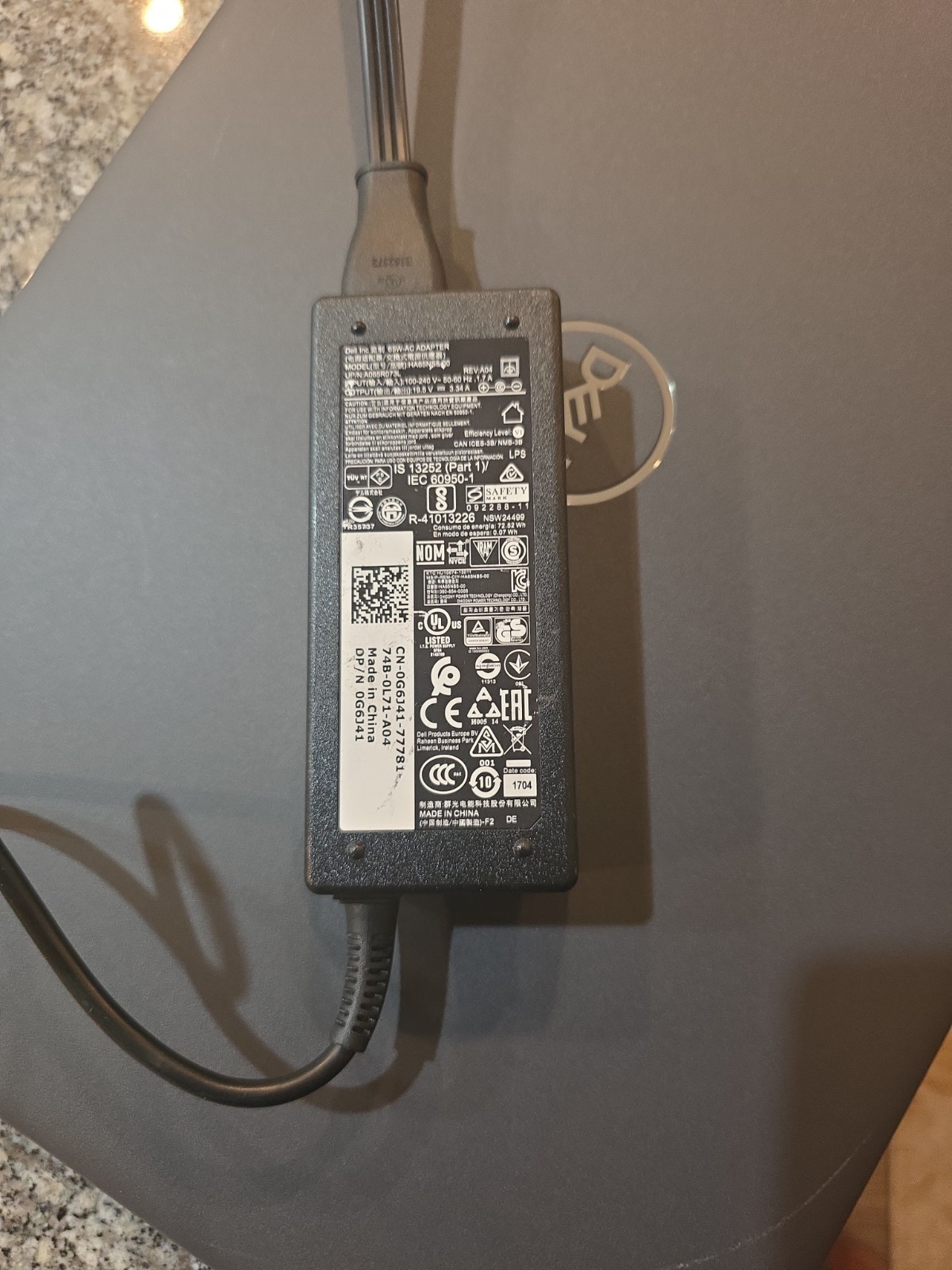 Dell Latitude 3510 15.6″ FHD i7-10510U 8GB 256GB SSD MX230 Win 11 Pro