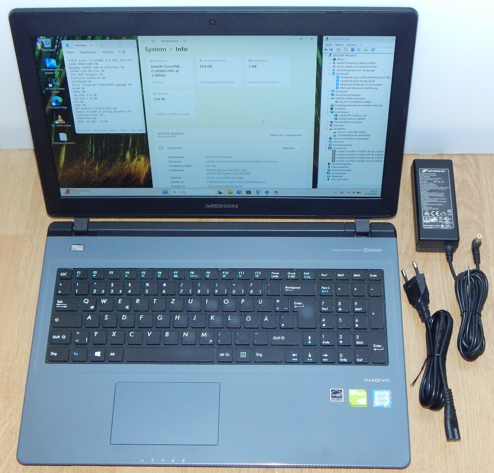 15.6″ Laptop Notebook Medion Akoya P6670 i5 12GB RAM SSD 1TB HDD DVDRW Win 11