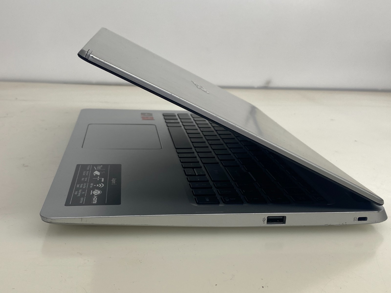 Acer Aspire 5 15.6″ A515-43 AMD Ryzen 5 5500U @ 2.10GHz 512GB NVMe 8GB RAM W11H