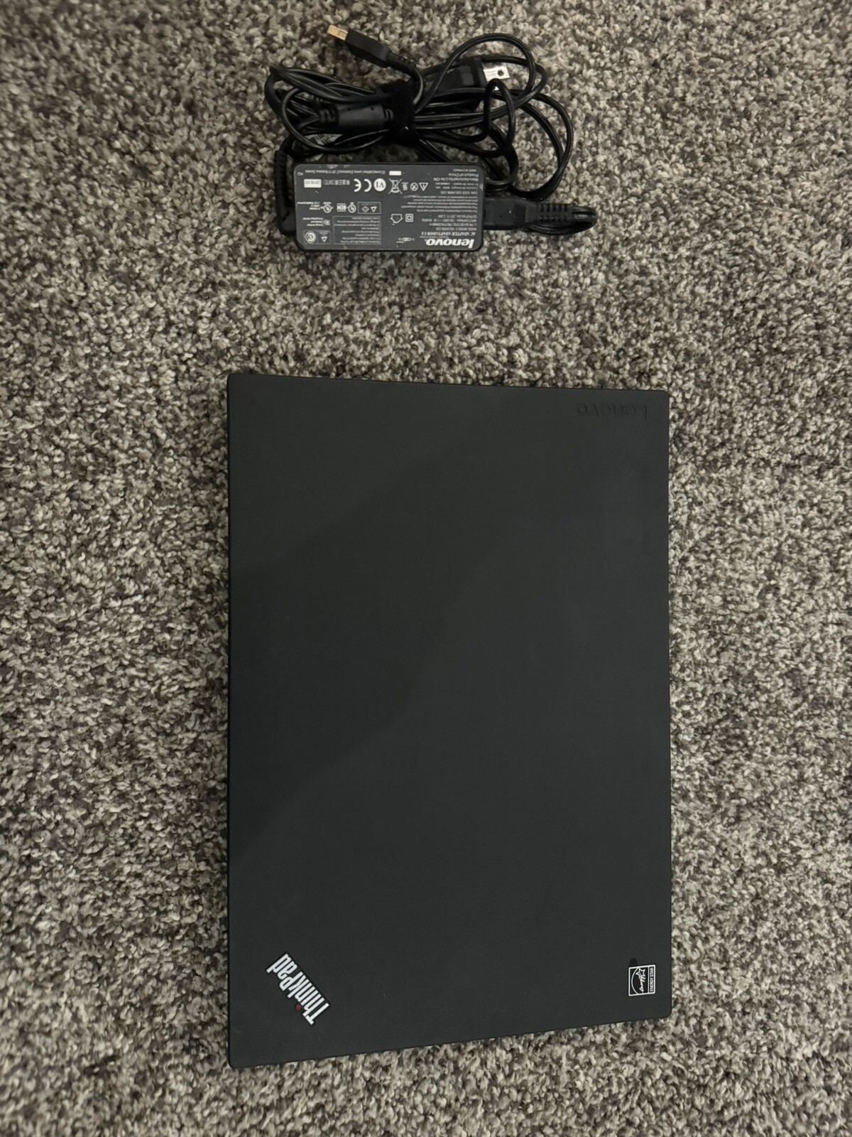 Lenovo ThinkPad T470 14″ Intel i5-6200U 2.30GHz 8GB RAM 500GB