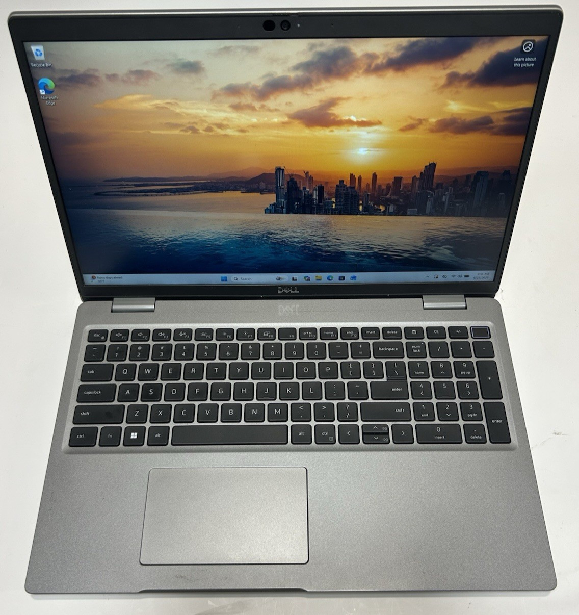 Dell Latitude 5530 15.6″ Laptop Intel i5-1245U – 8GB RAM – 256GB NVMe – W11P